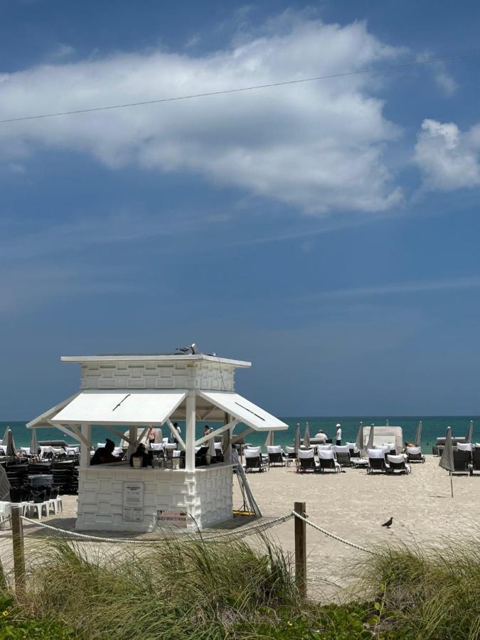 Fontainebleau Miami Beach,Tresor Ngoại thất bức ảnh