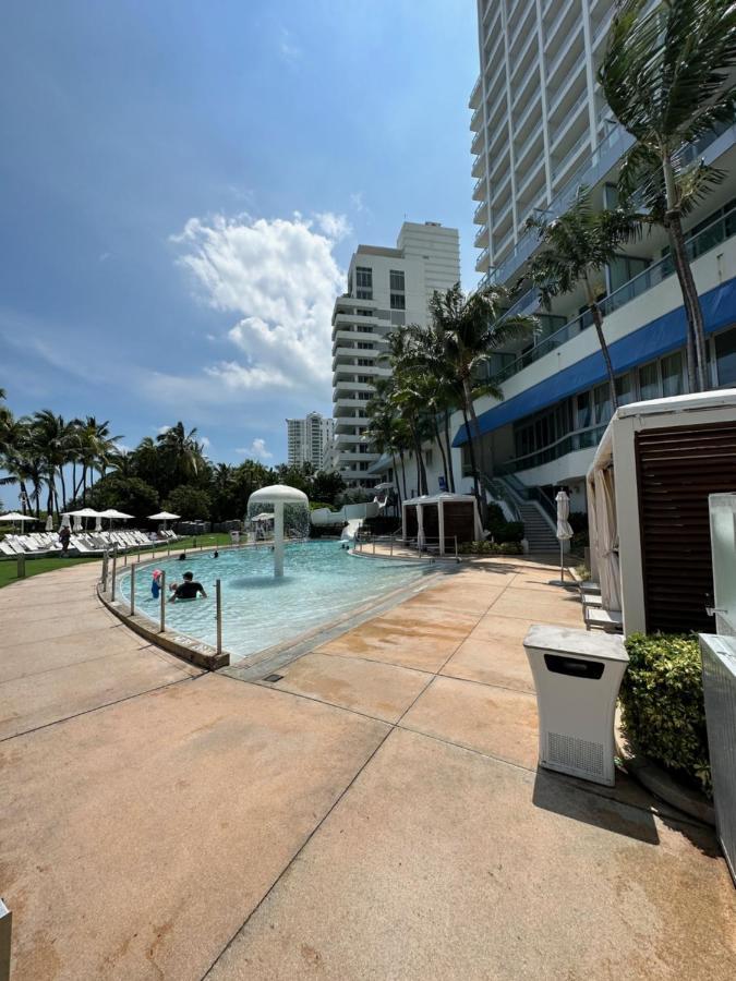 Fontainebleau Miami Beach,Tresor Ngoại thất bức ảnh