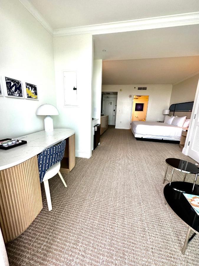 Fontainebleau Miami Beach,Tresor Ngoại thất bức ảnh